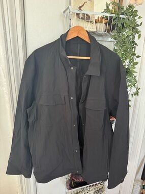 Lululemon Men's Black Field Jacket - Classic Lightweight Coat